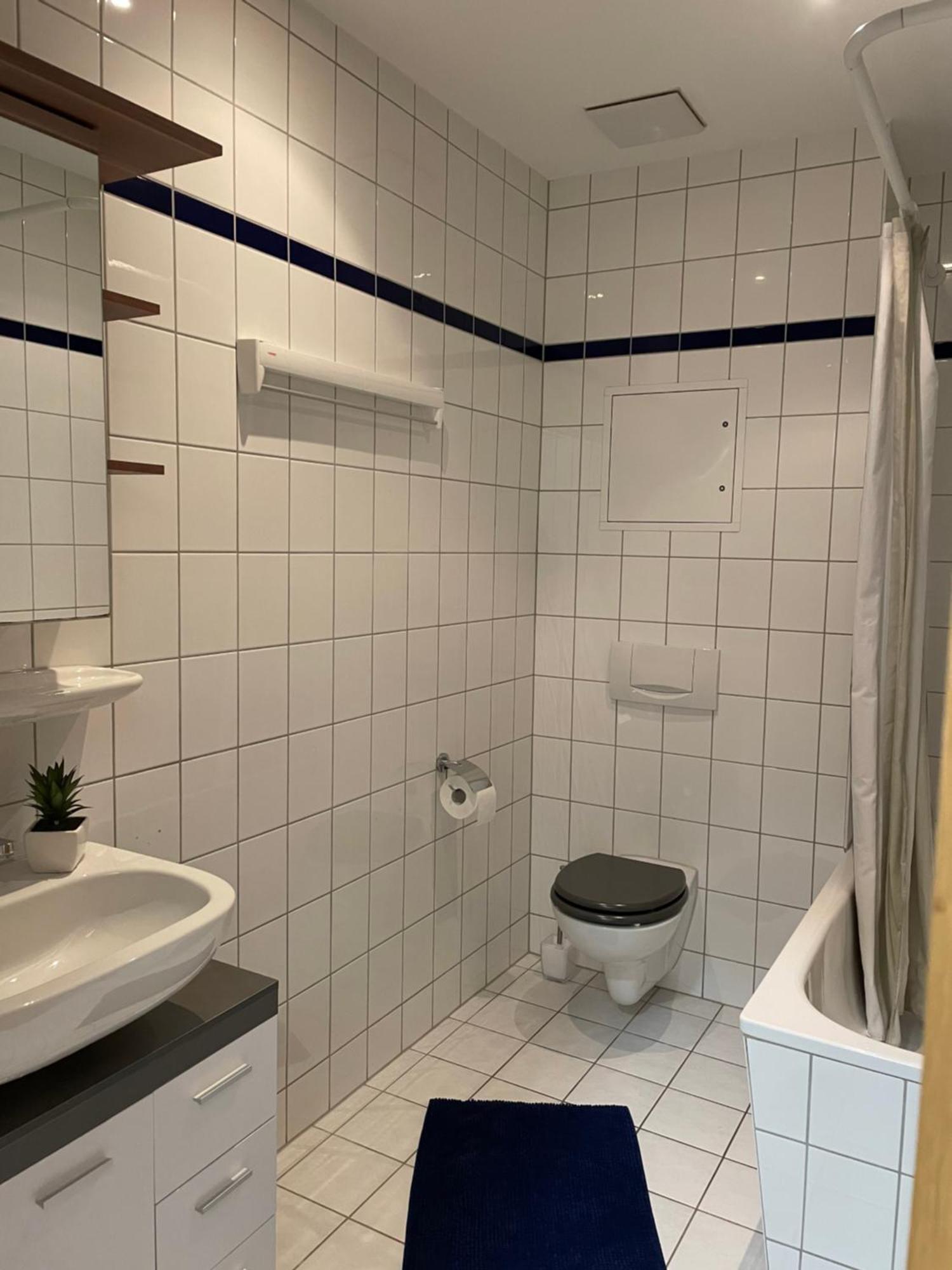 Leipziger Strasse - 3 Schlafzimmer - 4 Betten - Balkon - Gratis Stellplatz - Smarttv