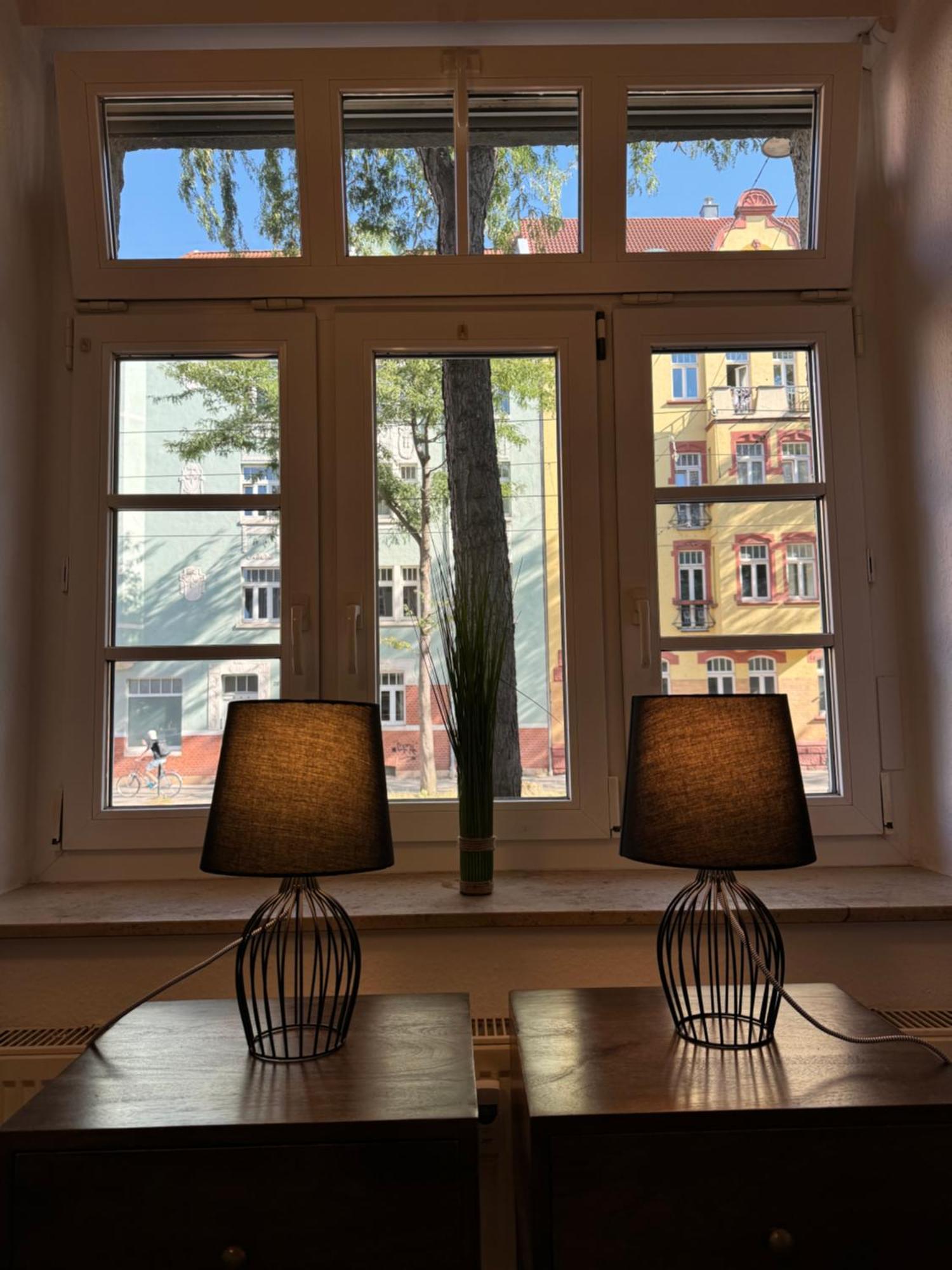 Leipziger Strasse - 3 Schlafzimmer - 4 Betten - Balkon - Gratis Stellplatz - Smarttv Apartment